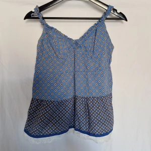 Topp - Sommartopp i okänd strl. Skulle tippa på s/m