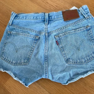 Levi’s shorts - Nästan helt nya levi’s shorts! 