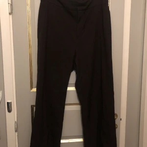 Bruna kostymbyxor storlek 46 - Fint skick