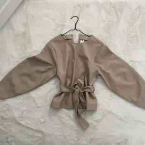 Lädertröja - Helt oanvänd