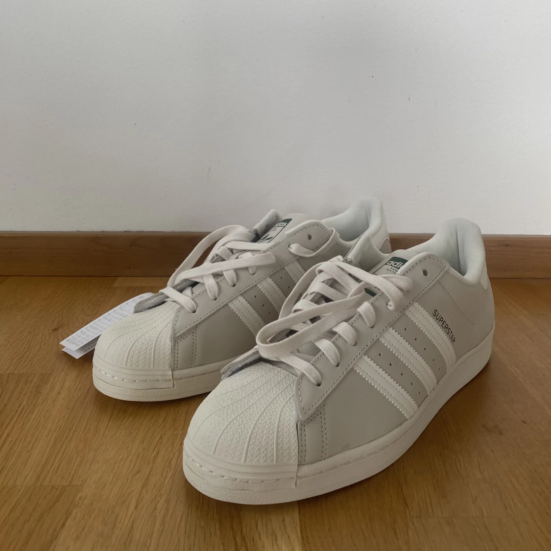 Adidas Superstar storlek 48 2/3 - 90