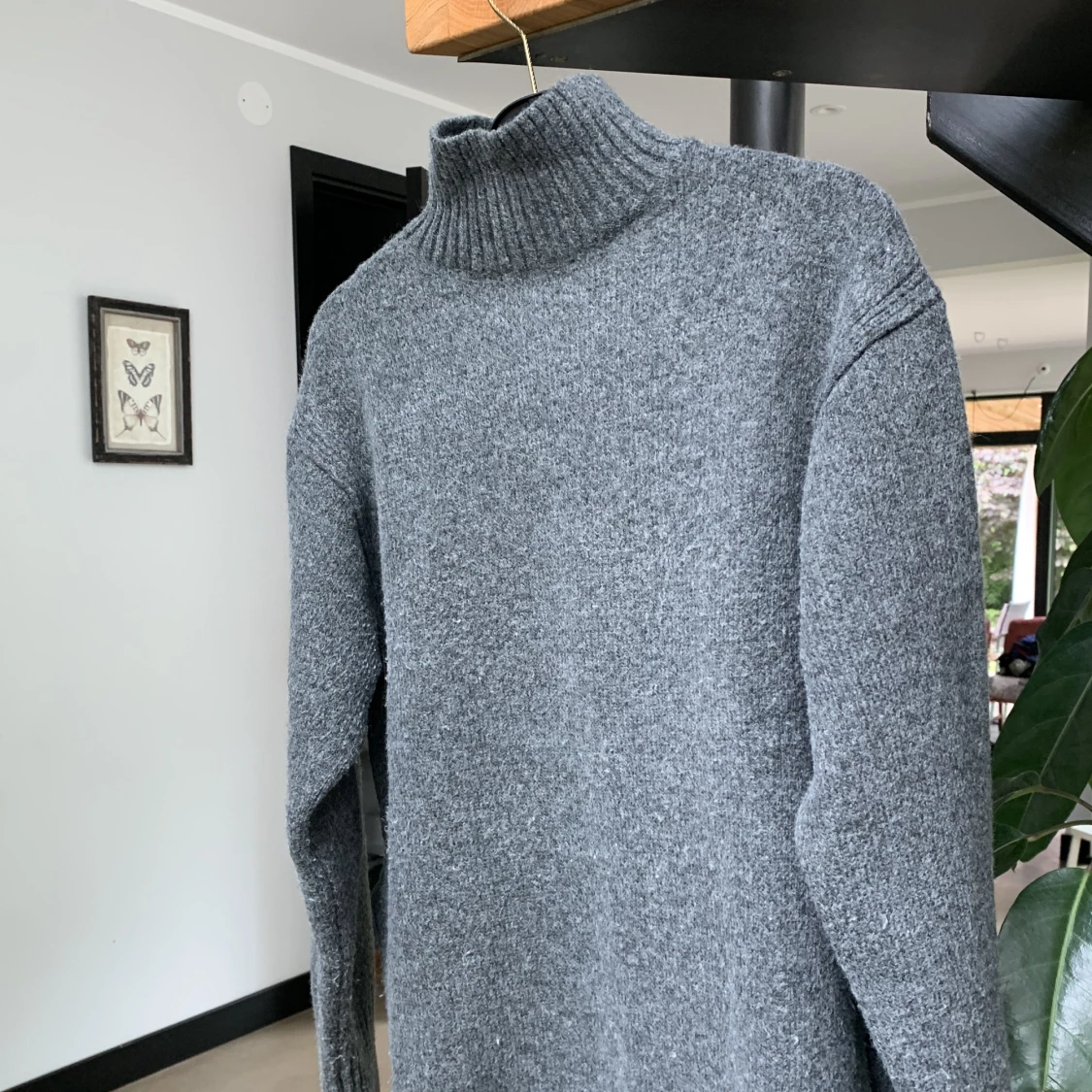 Grå stickad tröja - 91