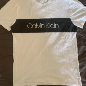 Tröja - Storlek M tröja som är relativt ny