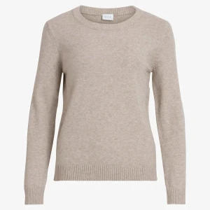 VILA  - Säljer denna stickade tröjan från vila eftersom den ej kommer till användning, tröjan är i bra skick, säljer tröjan för 180 kr +frakt 💕