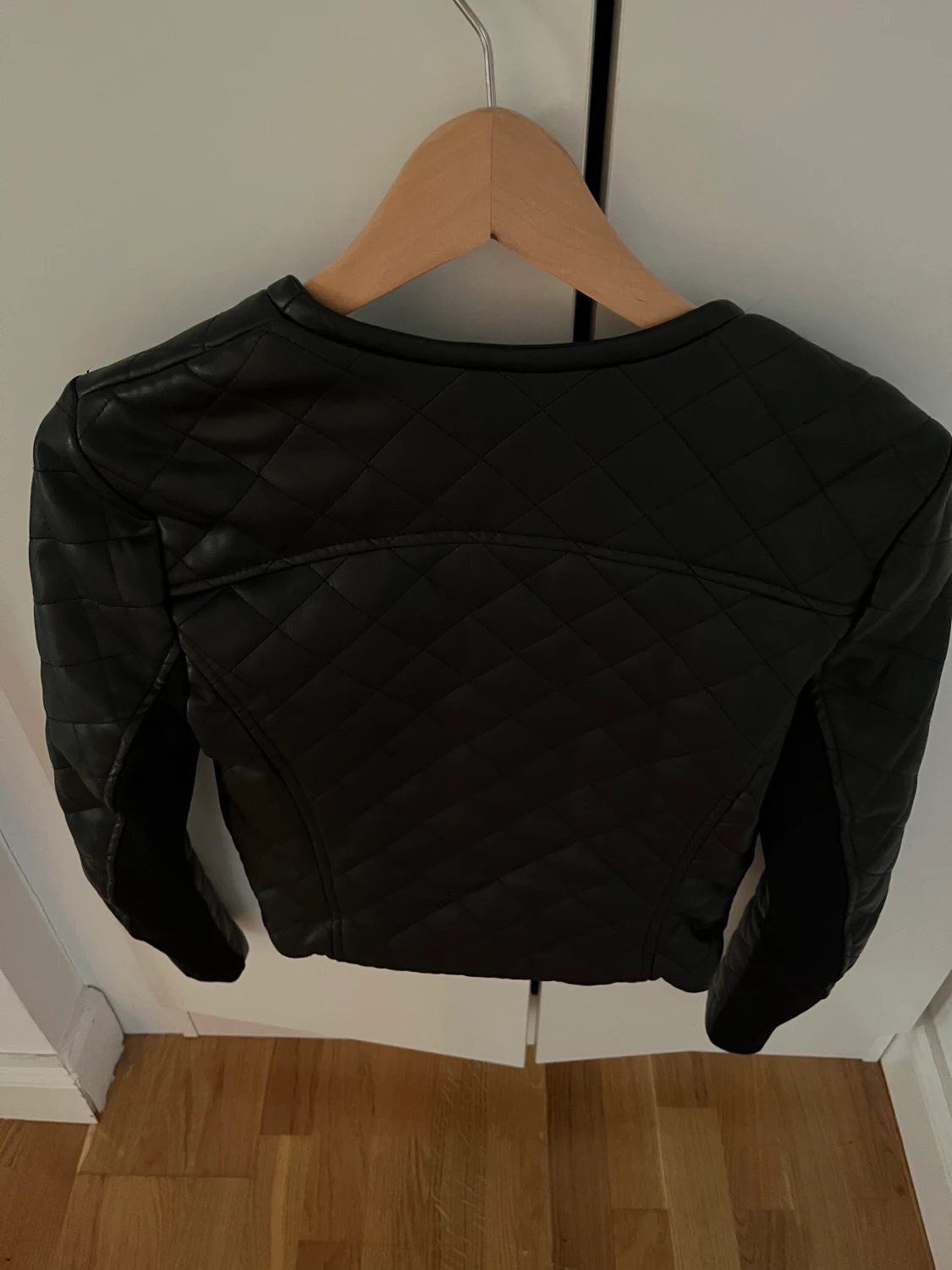 Zara Skinnjacka 34 - 90