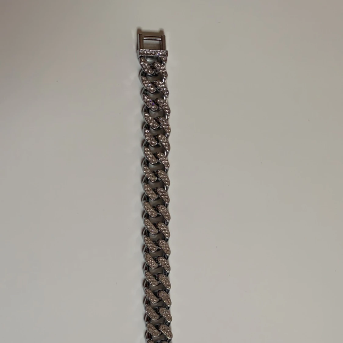 Iced out armband i Stainless steel och glas kristaller - 90