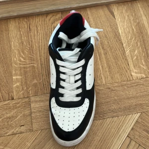 Steve Madden shoes  - Used a few times and only sole of the shoes is dirty will be cleaned, size 38 original price 1000 selling for 550 