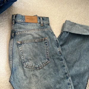 Jeans  - ”BoyJeans” högmidjade 