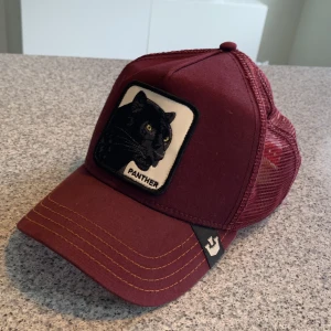 The farm Panther keps - Säljer kepsen då jag inte använt den mycket. Org pris: 500kr, priset är diskuterbart.