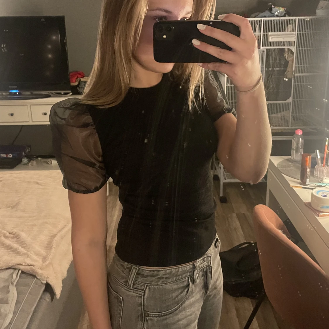 Tröja med puffaxlar - 90