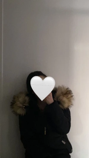 Garoff  - Den är ganska ny, jag säljer den eftersom den är för stor för mig och har inte använt den, har bara användt den 2 gånger. M passar till S