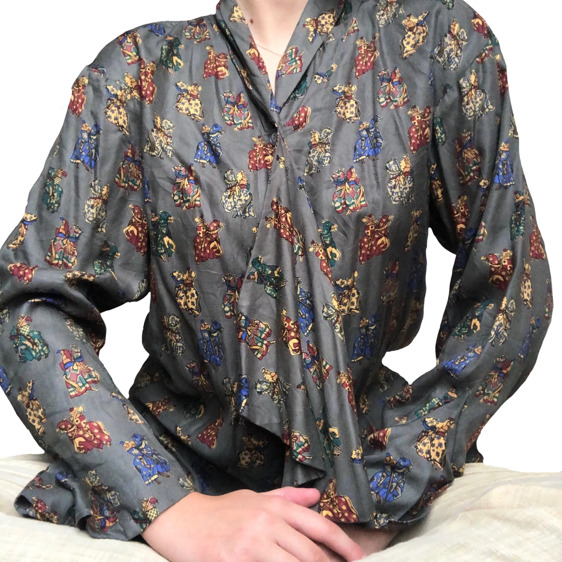 Unik vintage riddarskjorta