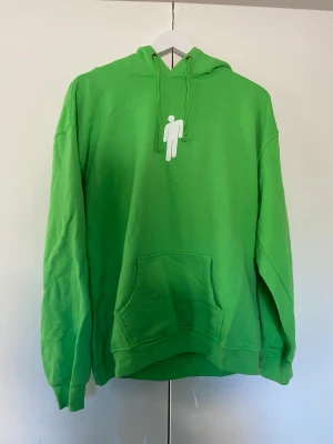 Billie Eilish hoodie - Billie Eilish hoodie som såldes på ett online event hon hade. 