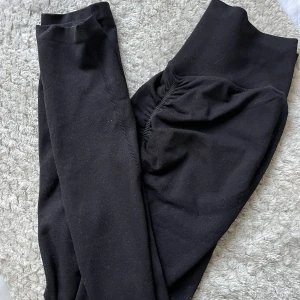 ICIW tights nya - Helt nya Köpt för 799