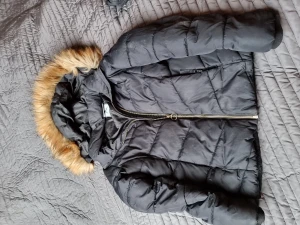 McKinley vinterjacka - Super fin vinterjacka i strl 146 