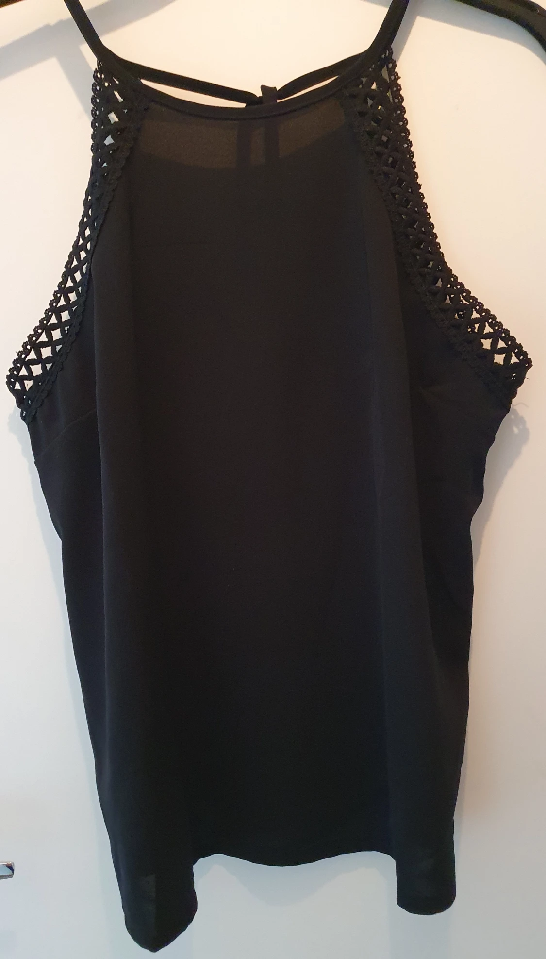 Svart linne strl M-L - 90