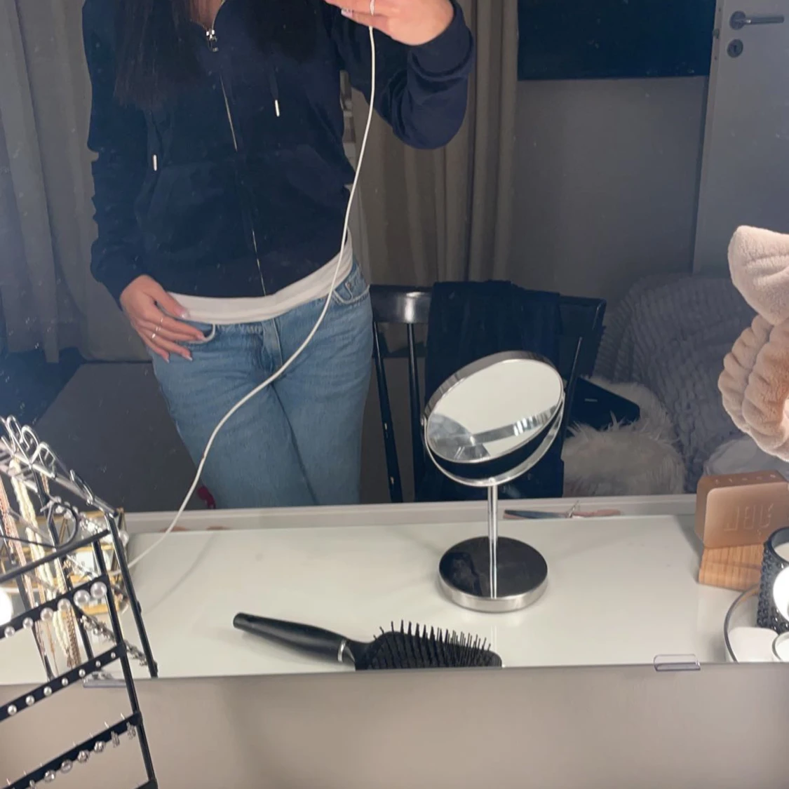 mörk blå ziphoodie från juicy  - 90