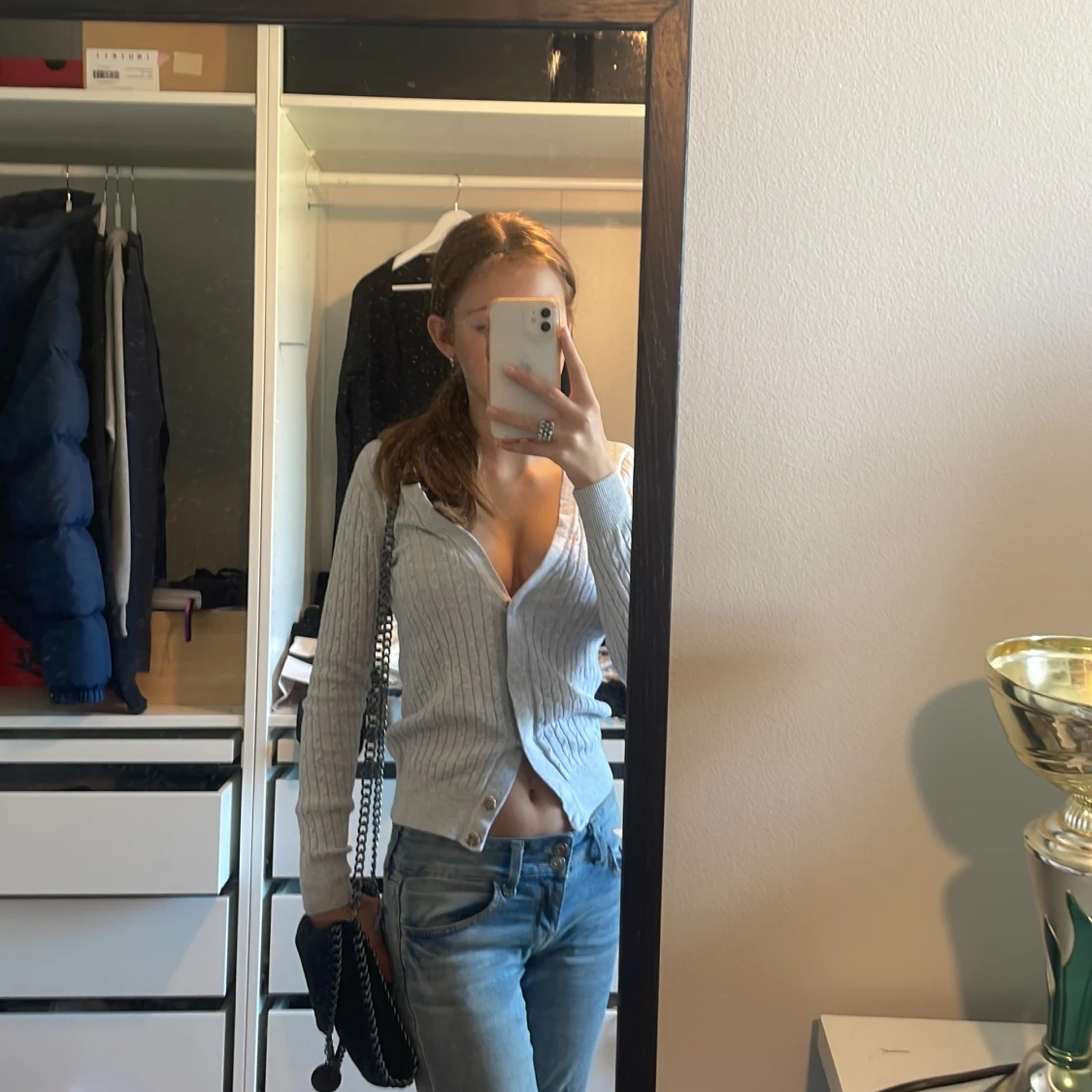 Säljer en svart frugo väska  - 90