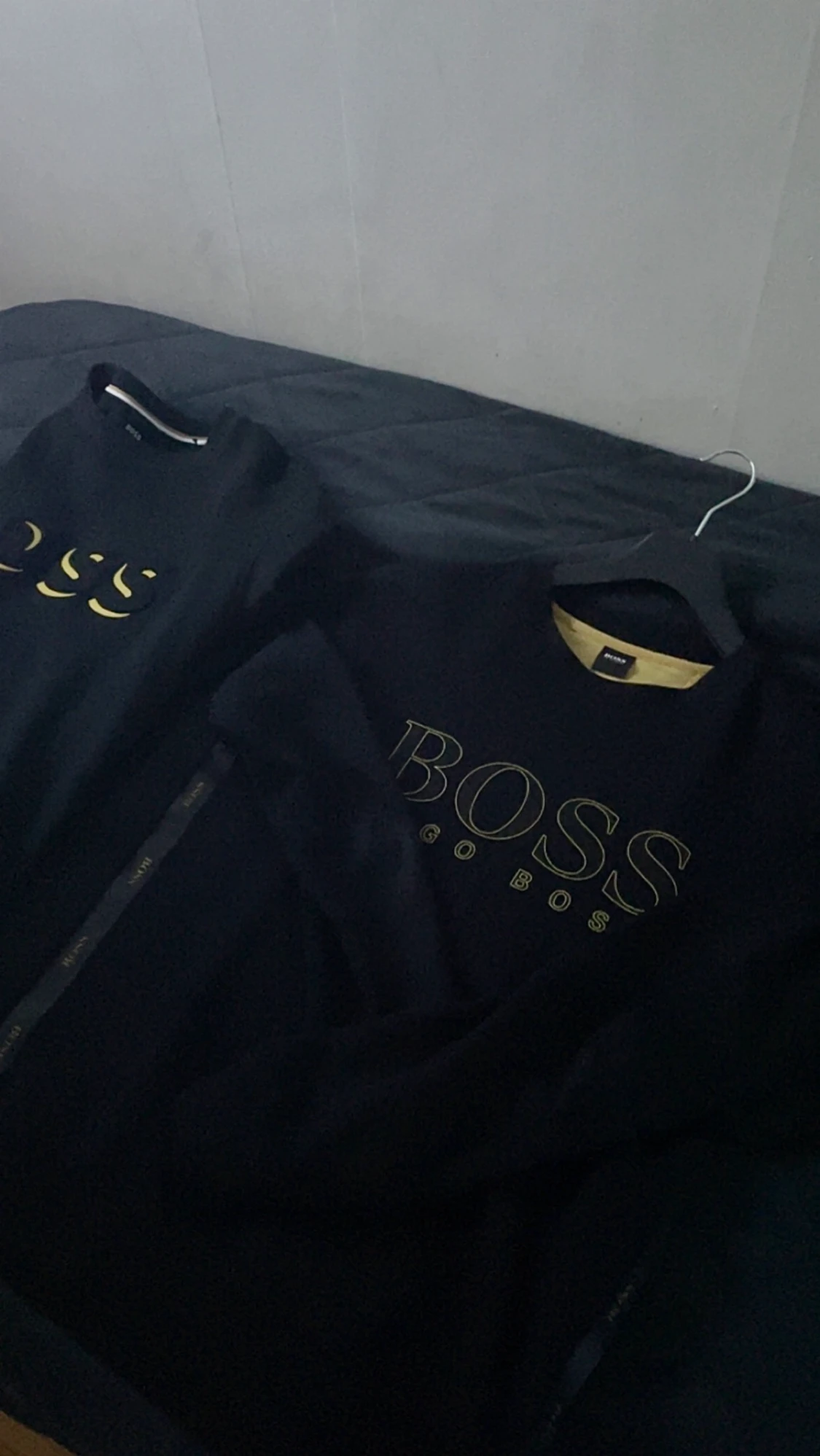 Hugo Boss sweatshirt black gold  - 90
