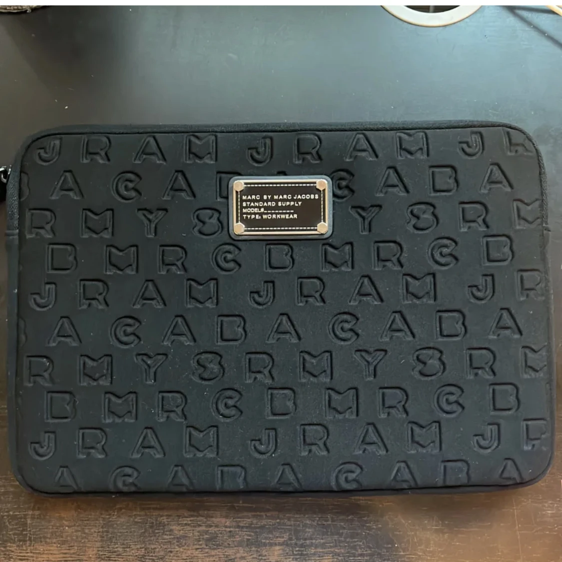 Marc jacobs datorfodral