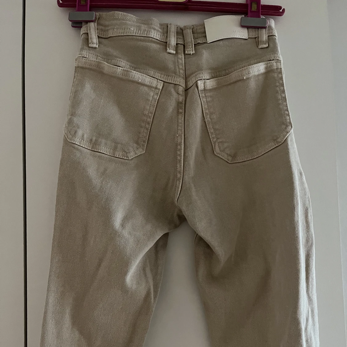 Beige bootcut jeans - 91