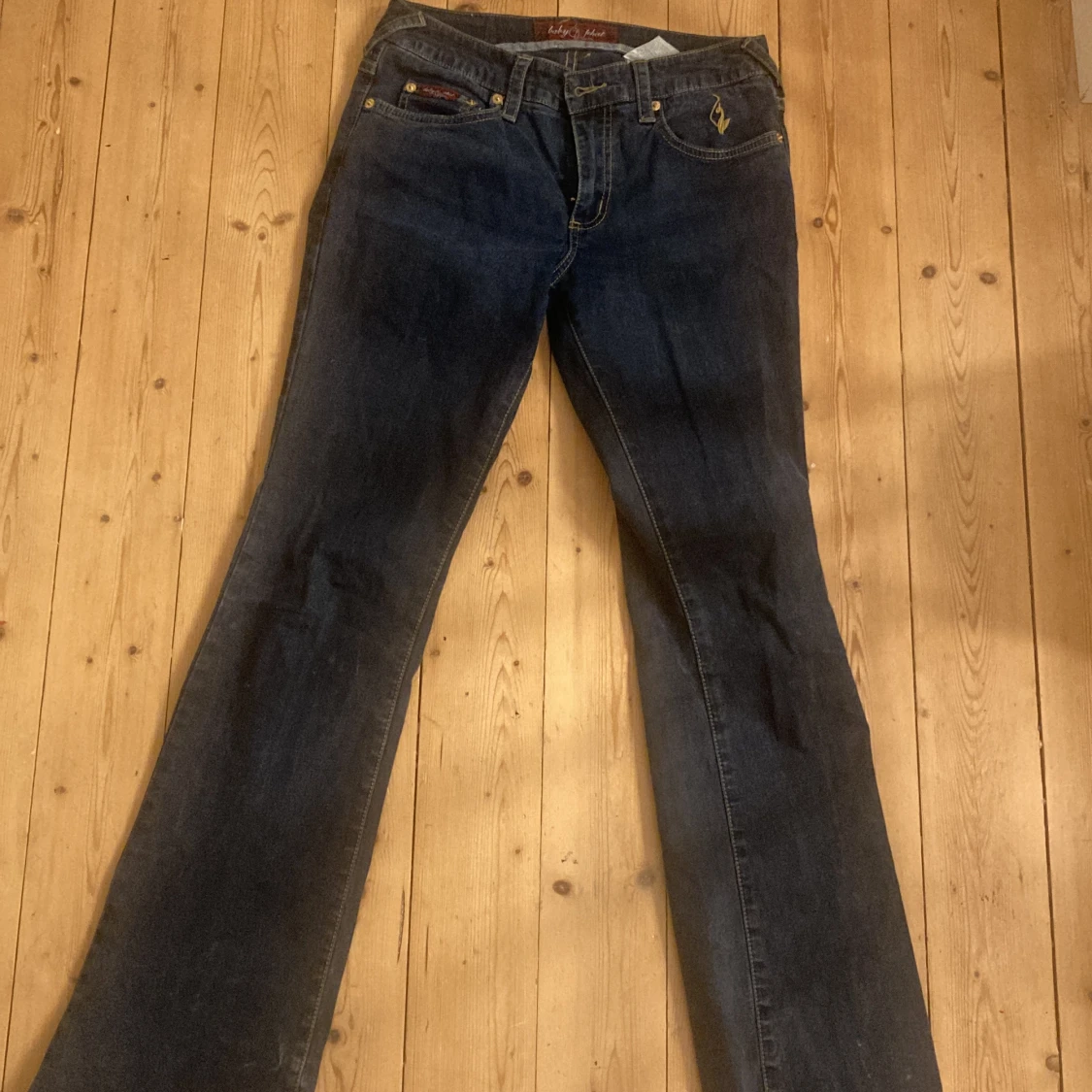 Lågmidjade jeans fråg baby phat