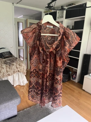 Blus - Blus väldigt fint skick