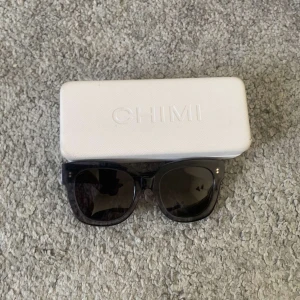 Chimi 08 ginger - Intressekoll på dom här chimi i modell 08 ginger, dom är limiter edition från förra sommaren och finns inte kvar. Nypris är 1250kr, Går inte under 800, skicka bud