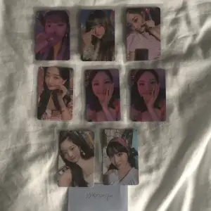 Säljer Twice Photocards 45kr/st + frakt 15kr eller Gowon wl Tar bara swish TRYCK EJ KÖP NU Instagram: yyxyunjin