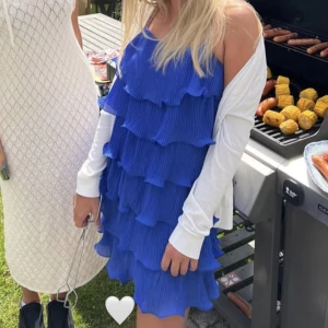 & other stories klänning - Så fin! Från & other stories. Slutsåld❤️❤️ nypris: 900kr