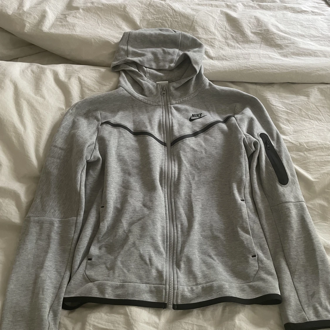 Nike tech fleece 