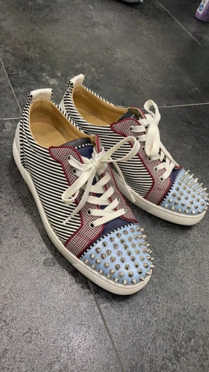 Christian Louboutin  - Skick:9,5/10 Mer bilder i dms! 