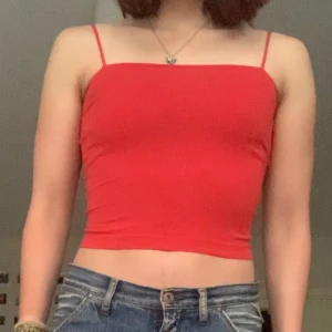 Linne  - Jättefint skick, från Gina tricot, extra lager tyg på insidan där fram 