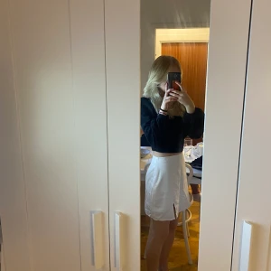 Kjol - Söt liten kjol från Shein som tyvärr är lite för liten för mig.