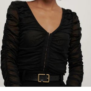 Partytopp - Mesh party topp. Använd 1 gång. Från NA-KD. Stl xs men passar även S