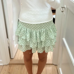 Prickig kjol - Från zara! Storlek M❤️