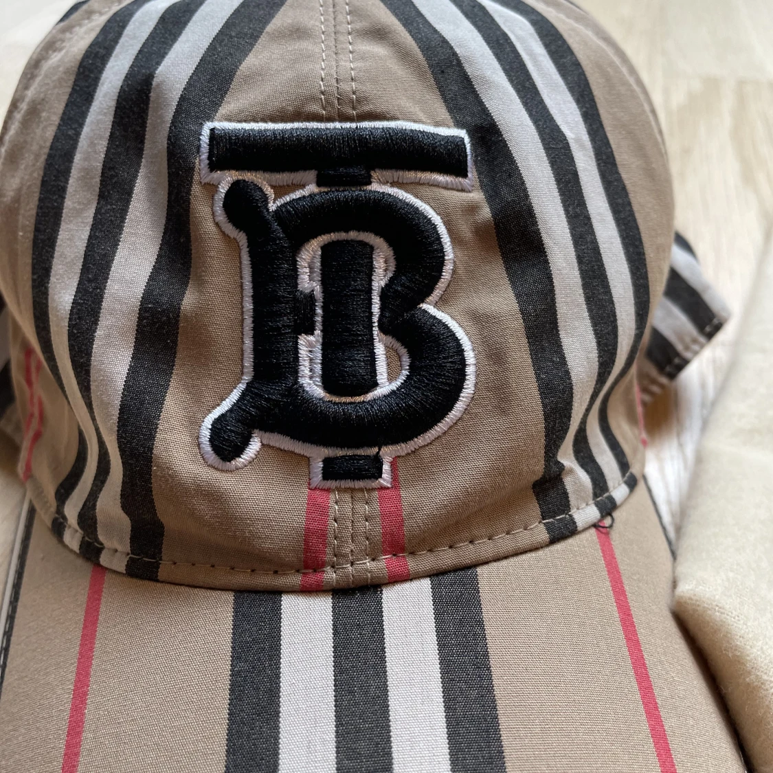 Burberry TB keps beige - 90