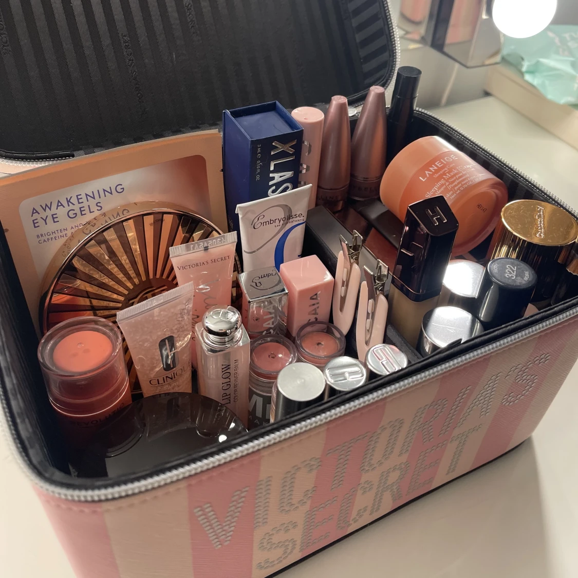 Victorias secret necessär  - 90