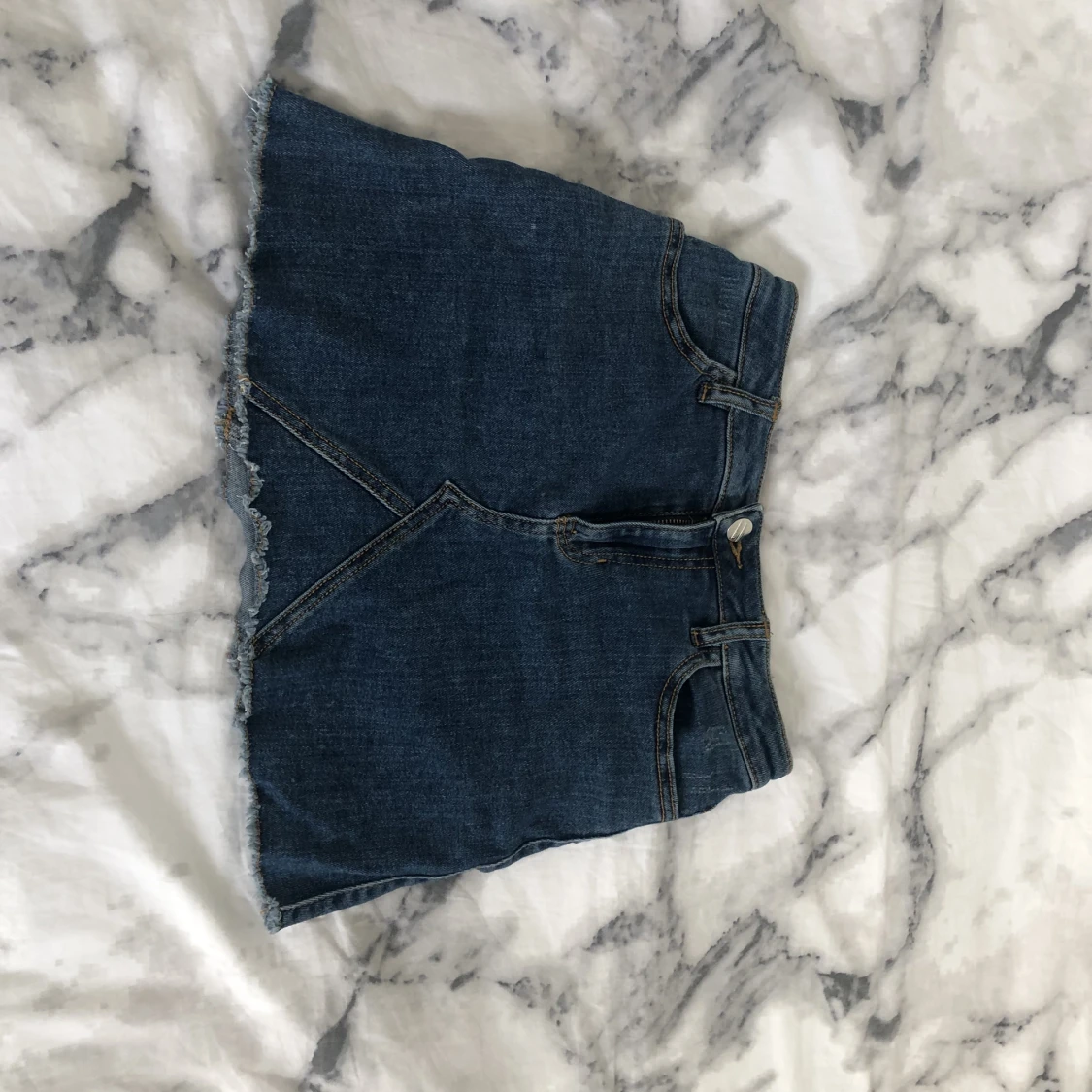 Helt nya kläder som har använt Max två gånger☺️