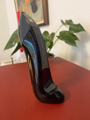 carolina herrera Good Girl - carolina herrera Good Girl, ca 80% kvar i flaskan😊