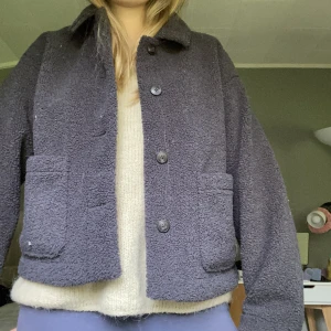 Teddy jacka  - Super söt Teddy jacka nu till hösten 