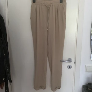 Byxor  - Från zara 