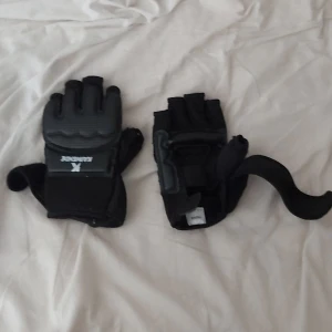 Mma handskar  - Nyskick 
