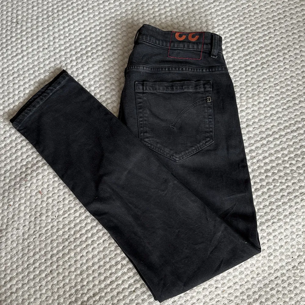 Helt nya Dondup jeans. Skriv vid frågor eller funderingar.. Jeans & Byxor.
