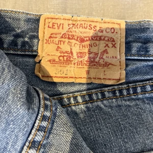 Levi’s 501 Jeans - Ett par Levi’s jeans som tyvärr inte kommer till användning! Vintage Levi’s 501
