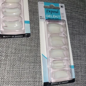 Tippar - Super fina oanvända och oöppnade tippar, säljes då vi har för många på salongen🦋