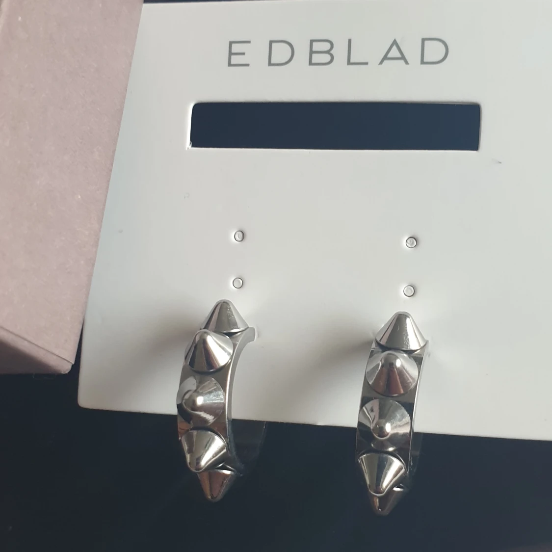 Edlad Peak Creoles S Steel öronhängen - 90