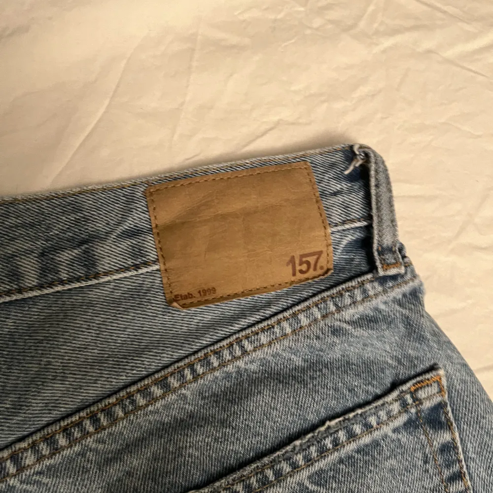 snygga jeans från lager 157. Jeans & Byxor.