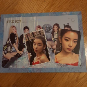 Itzy - It'z icy - Itzy - It'z icy. säljs för 150kr :)