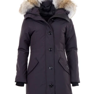 Canada goose  - Säljer en marinblå canda goose i modellen rossclair, storlek xxs. Använd 3 vintrar. 